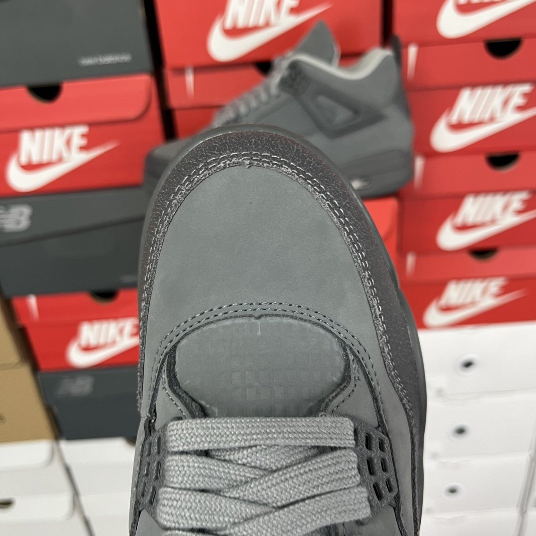 KAWS x Air Jordan 4 Cool Grey
