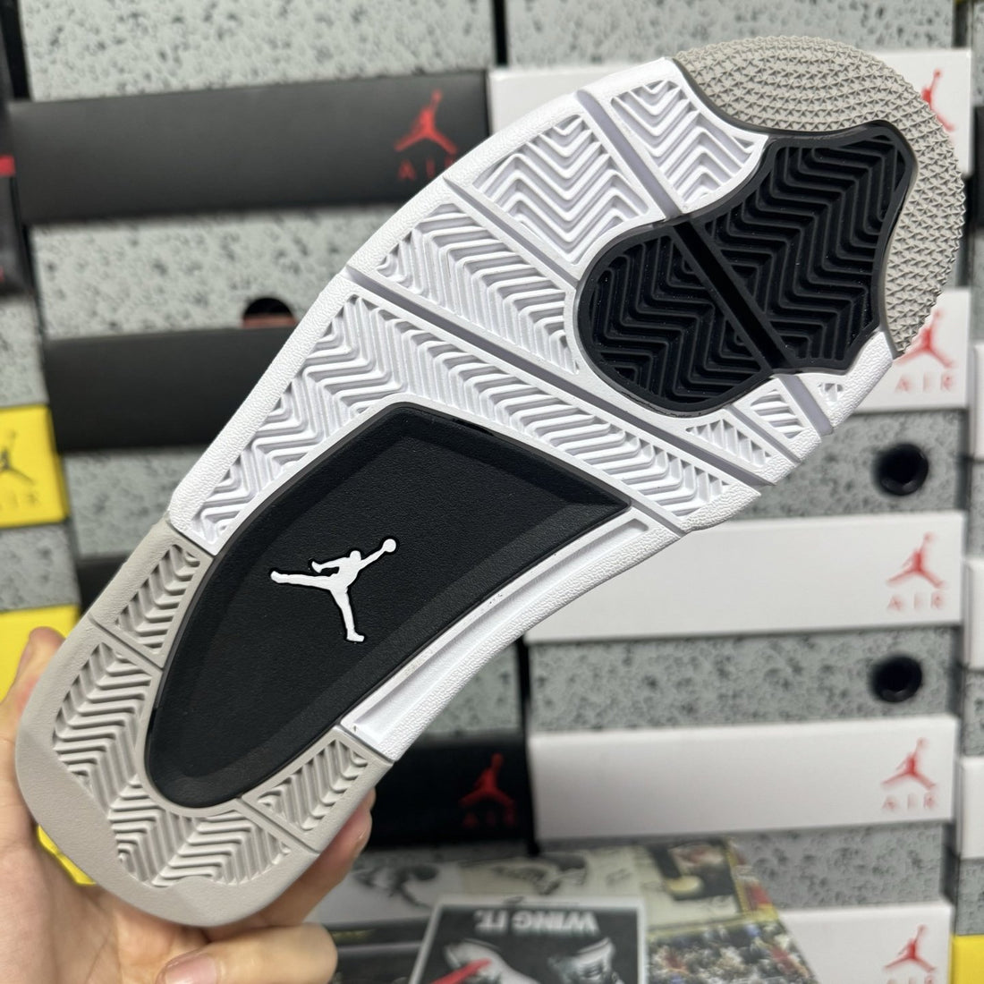 Air Jordan 4 Retro Military Black