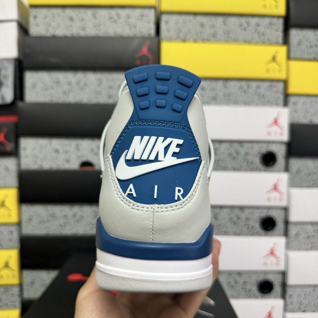 Air Jordan 4 Retro Military Blue