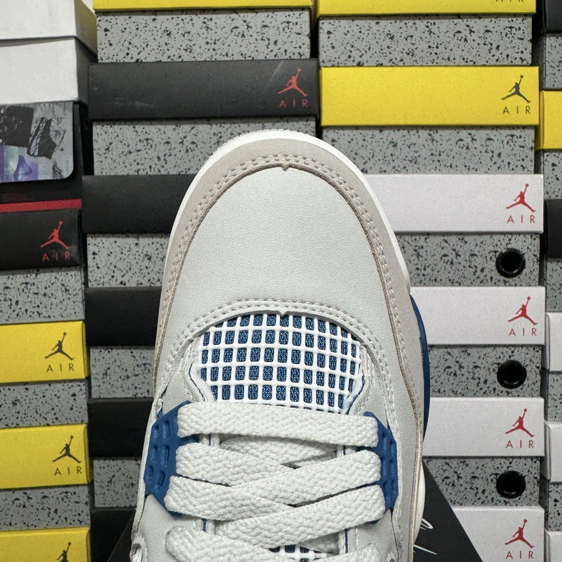 Air Jordan 4 Retro Military Blue