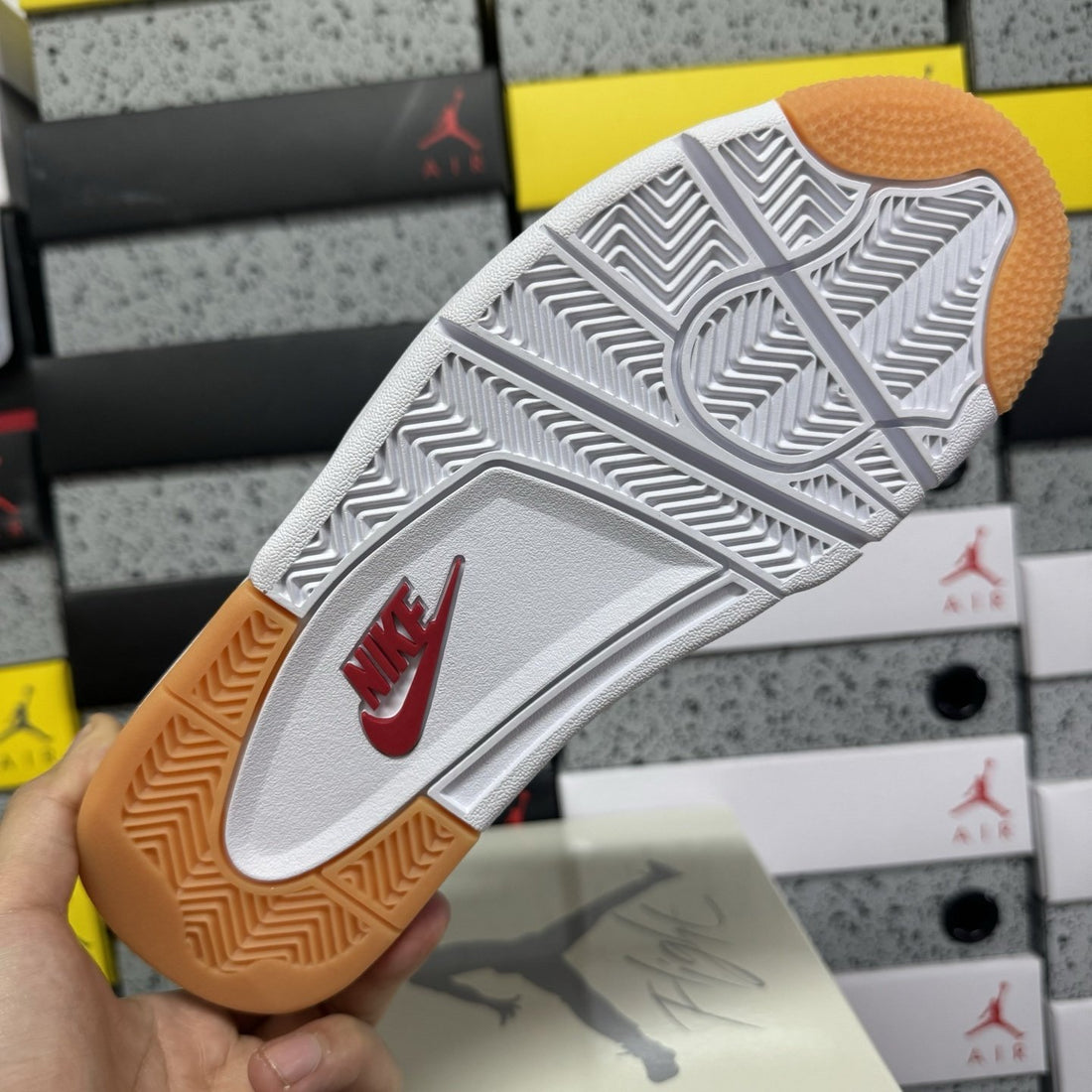 Air Jordan 4 Retro SB Red
