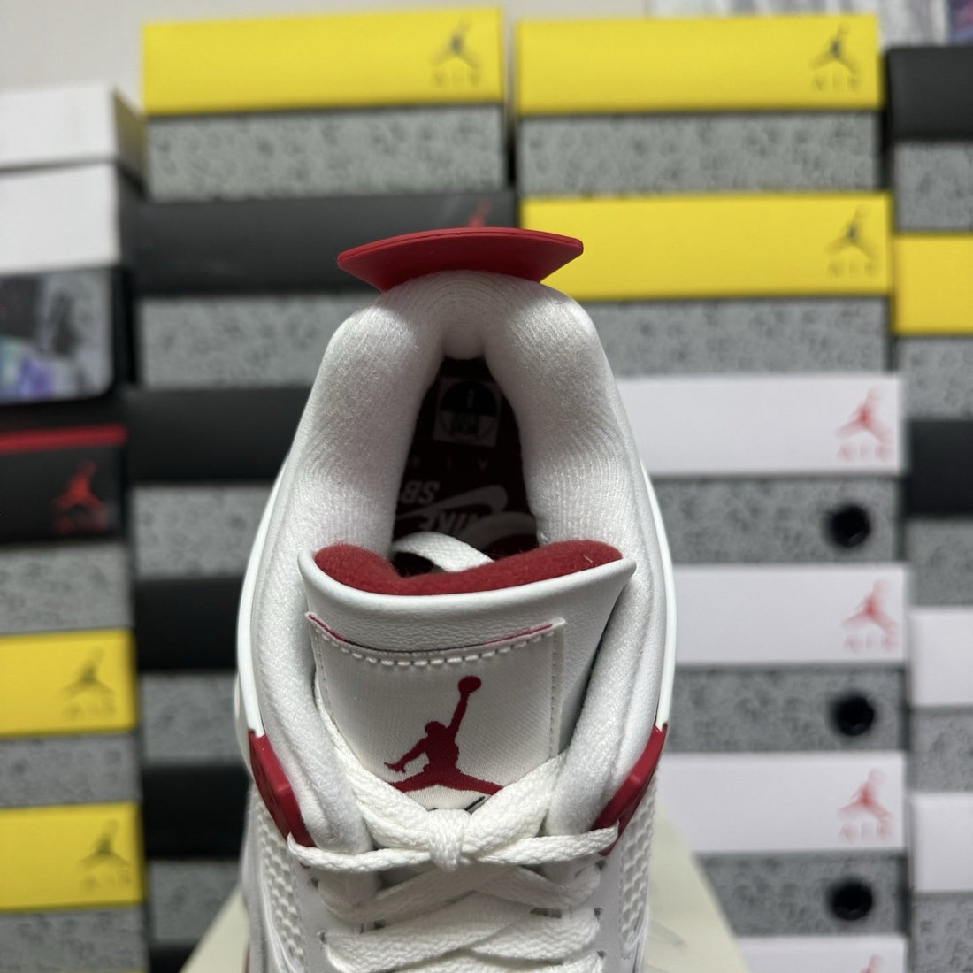 Air Jordan 4 Retro SB Red
