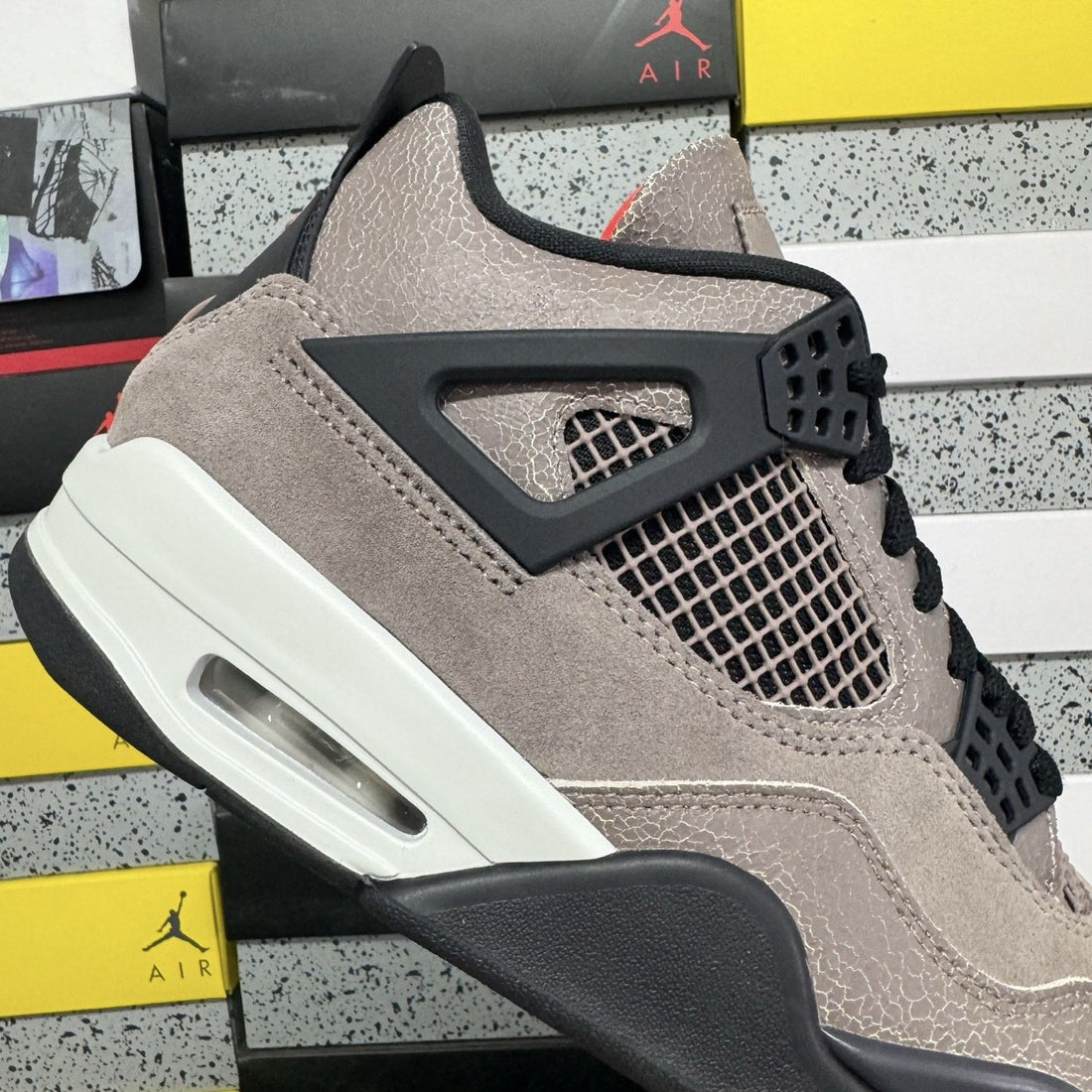 Air Jordan 4 Retro Taupe Haze