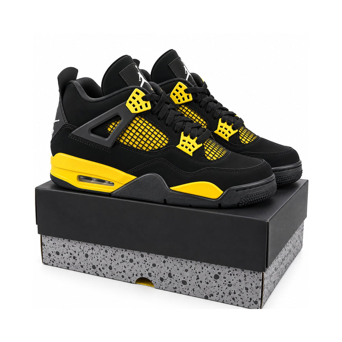 Air Jordan 4 Retro Thunder