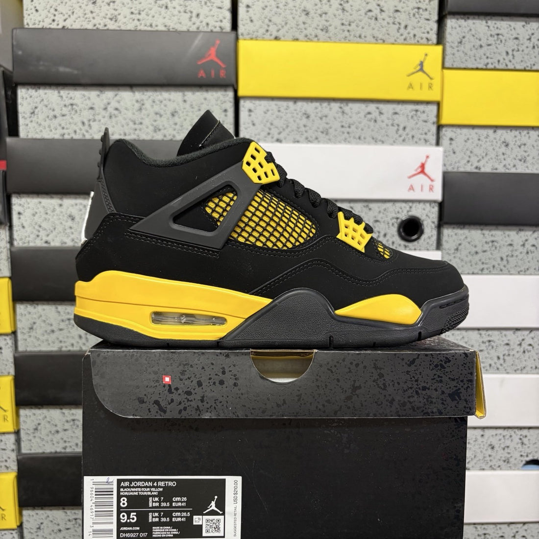 Air Jordan 4 Retro Thunder