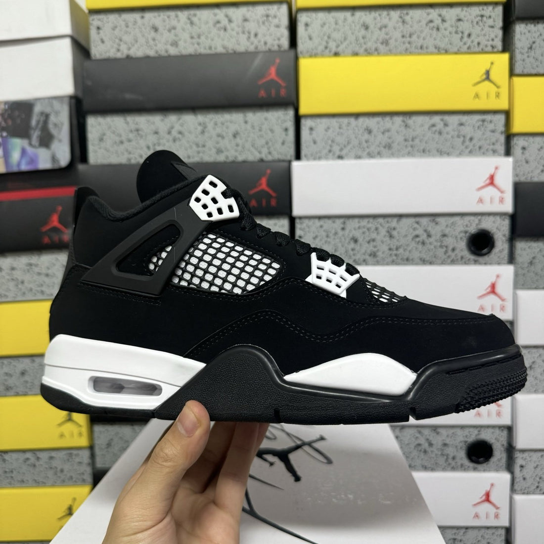 Air Jordan 4 Retro White Thunder