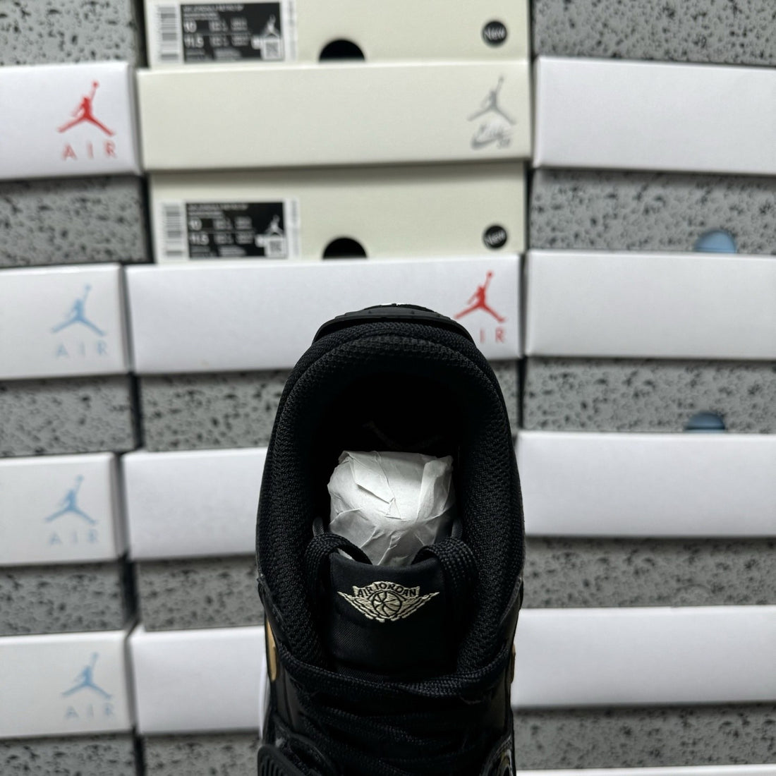 Jordan Legacy 312 Low Black Gold Patent