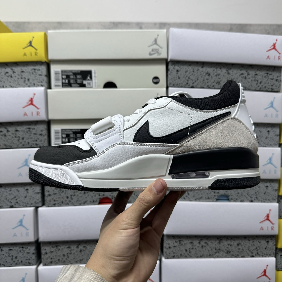 Jordan Legacy 312 Low Black Sail Grey