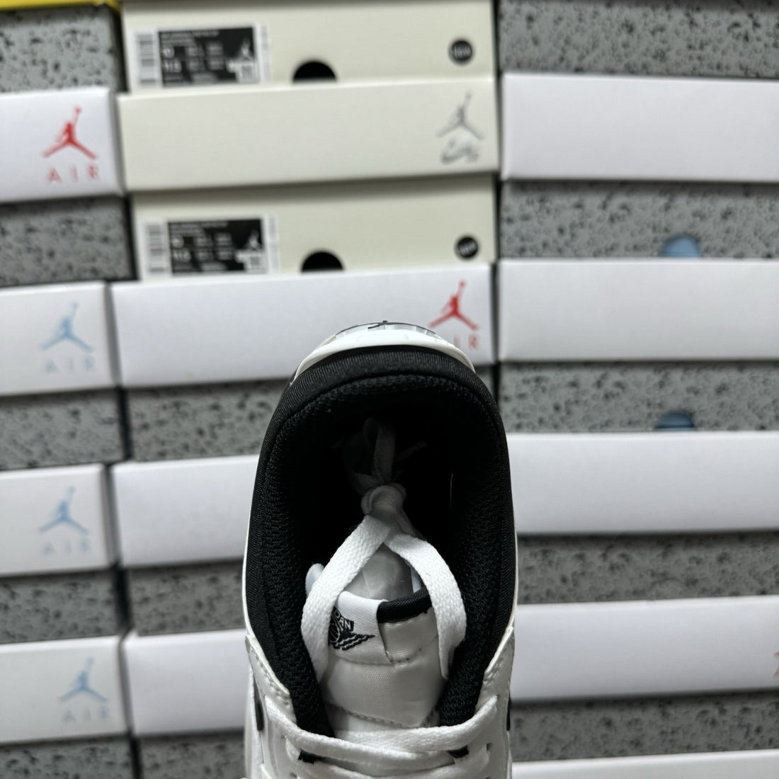Jordan Legacy 312 Low Black Sail Grey