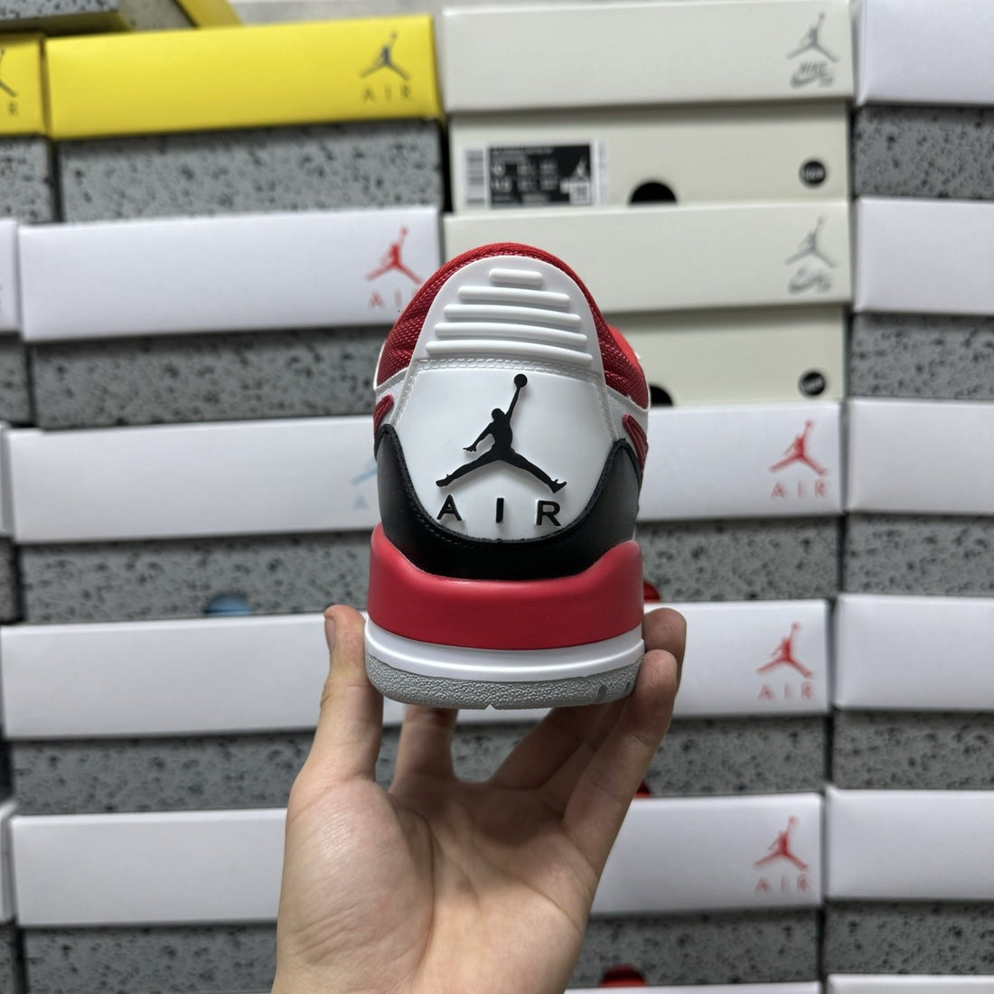 Jordan Legacy 312 Low Chicago Black Toe