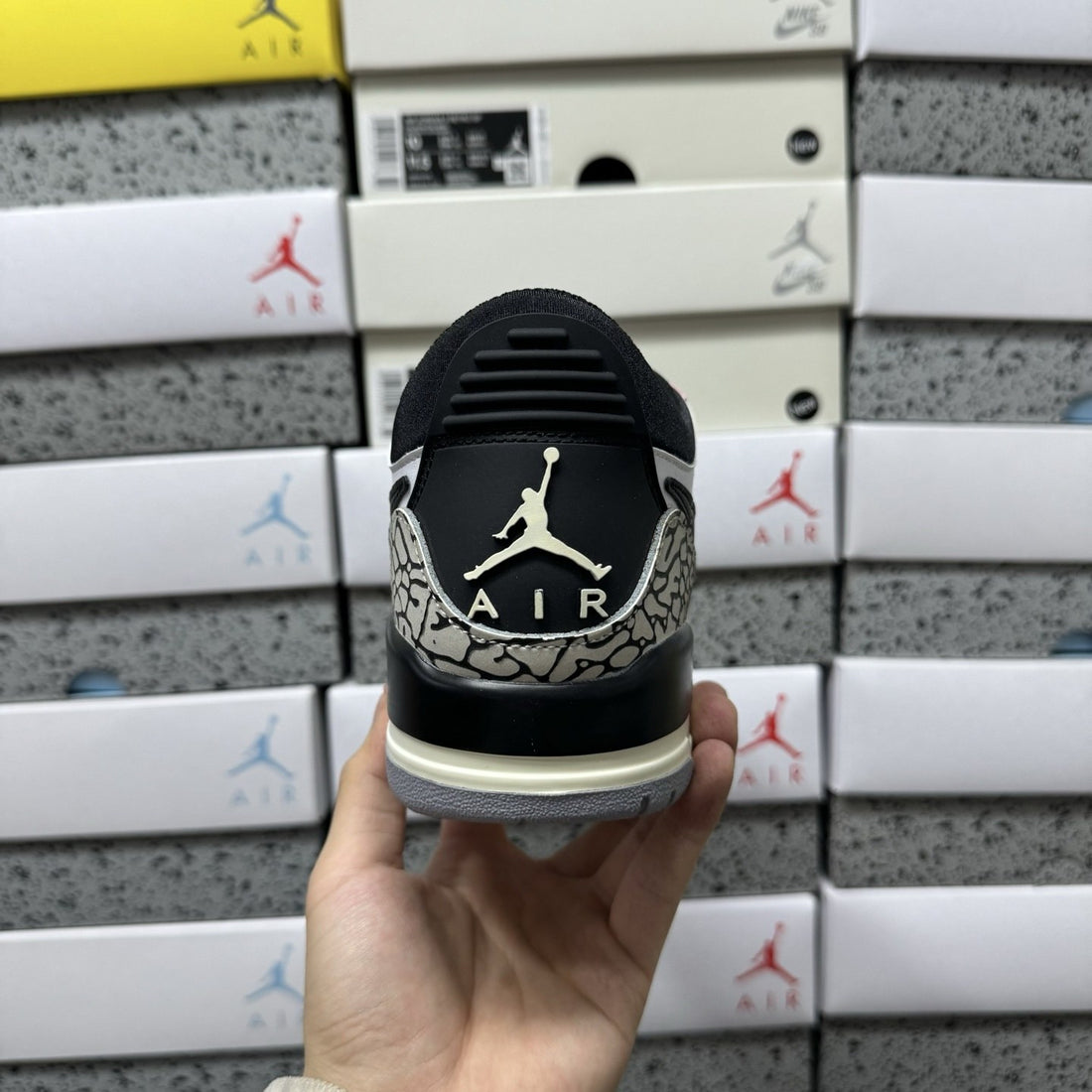 Jordan Legacy 312 Low Chicago Cement