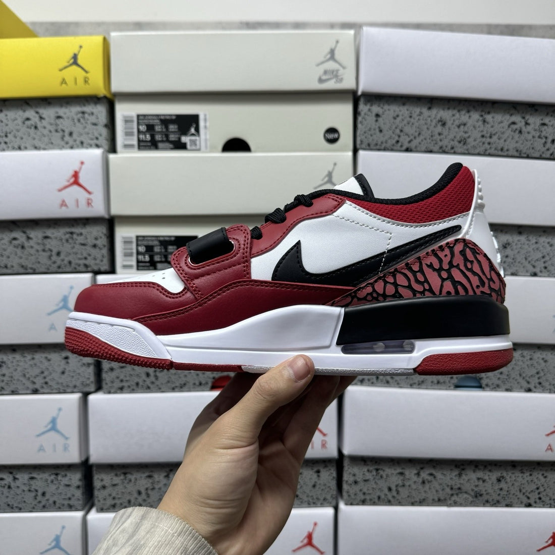 Jordan Legacy 312 Low Chicago Red