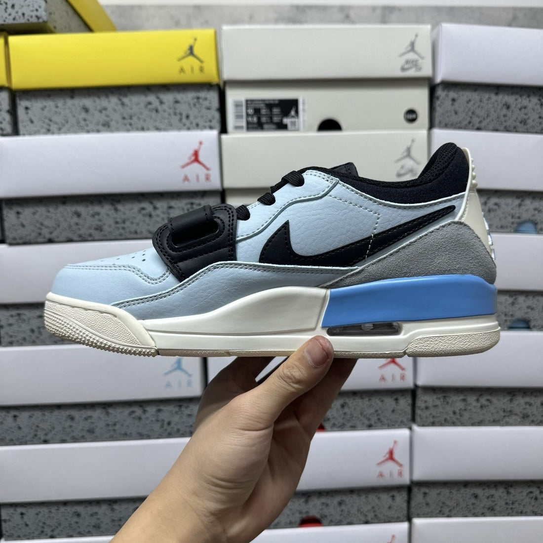 Jordan Legacy 312 Low Ice Blue Black