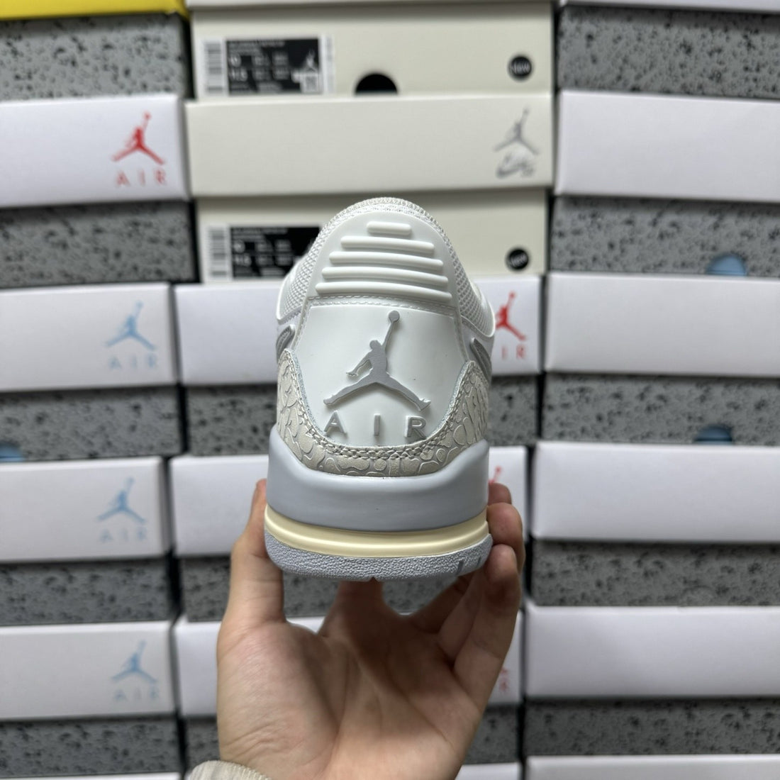 Jordan Legacy 312 Low Sail Grey Cement