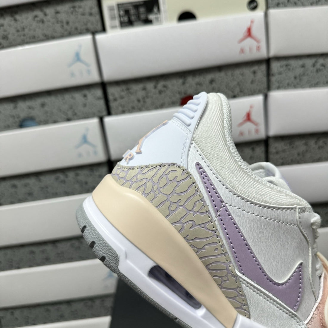 Jordan Legacy 312 Low Sail Lilac