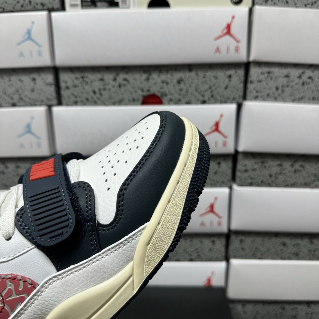 Jordan Legacy 312 Low Sail Navy Red Cement