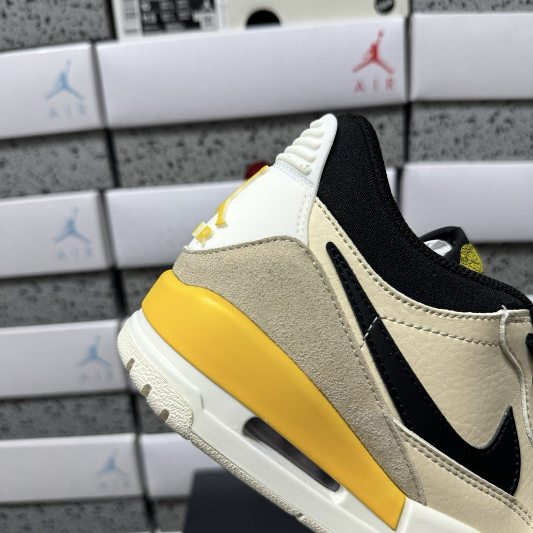 Jordan Legacy 312 Low Sail Yellow Wheat