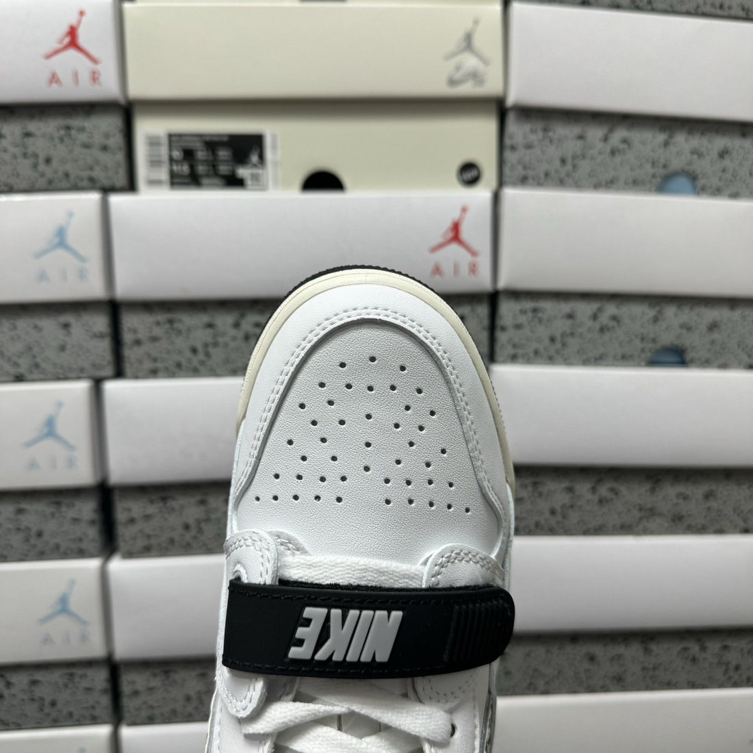 Jordan Legacy 312 Low White Black Camo