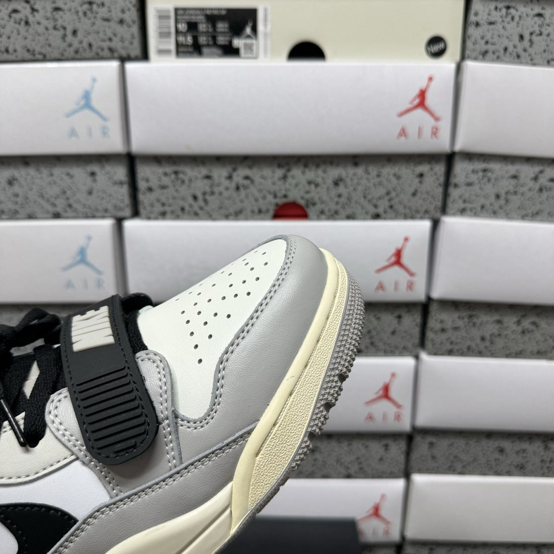 Jordan Legacy 312 Low White Black Cement