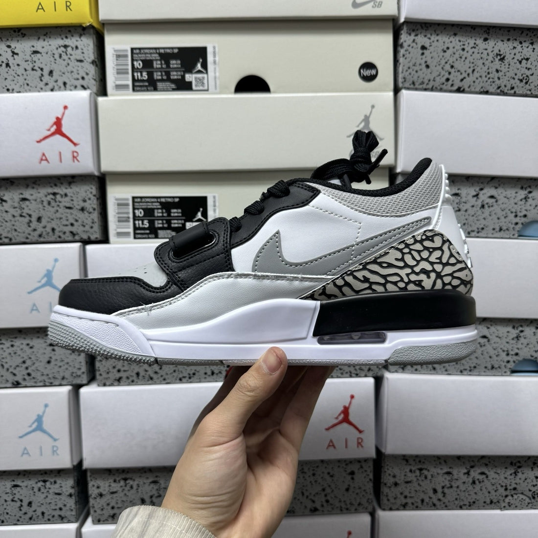 Jordan Legacy 312 Low White Black Cement Classic