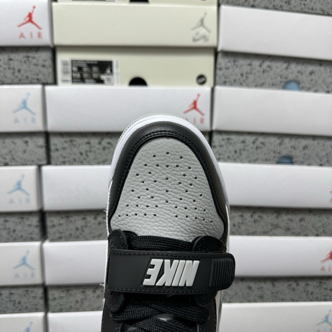 Jordan Legacy 312 Low White Black Cement Classic