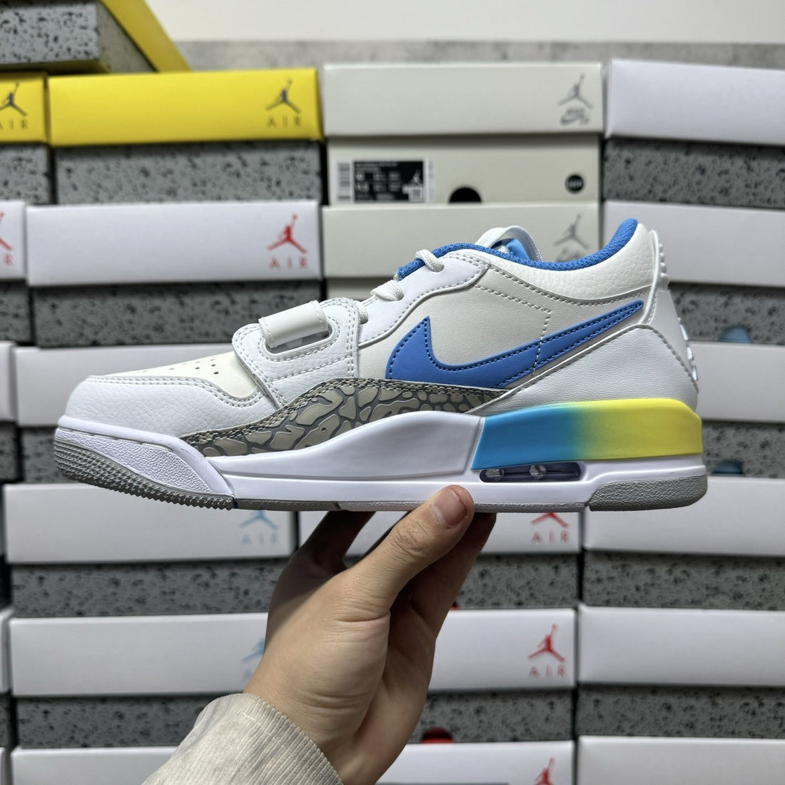 Jordan Legacy 312 Low White Blue Gradient 23
