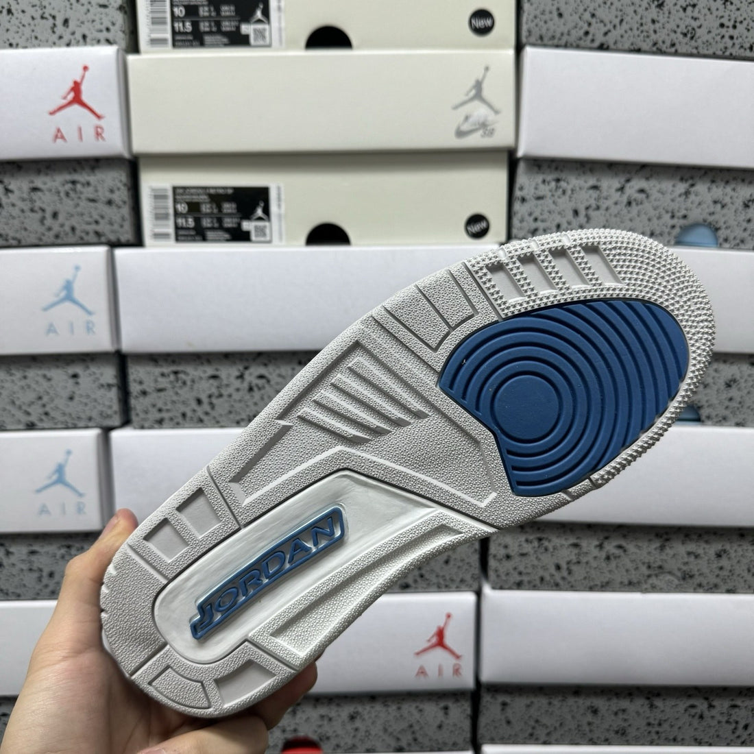 Jordan Legacy 312 Low White Game Royal