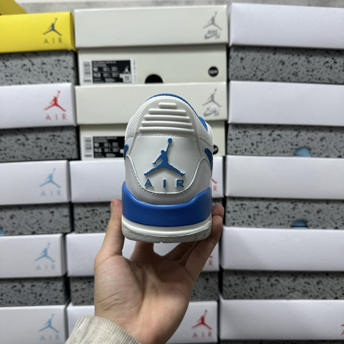 Jordan Legacy 312 Low White Game Royal