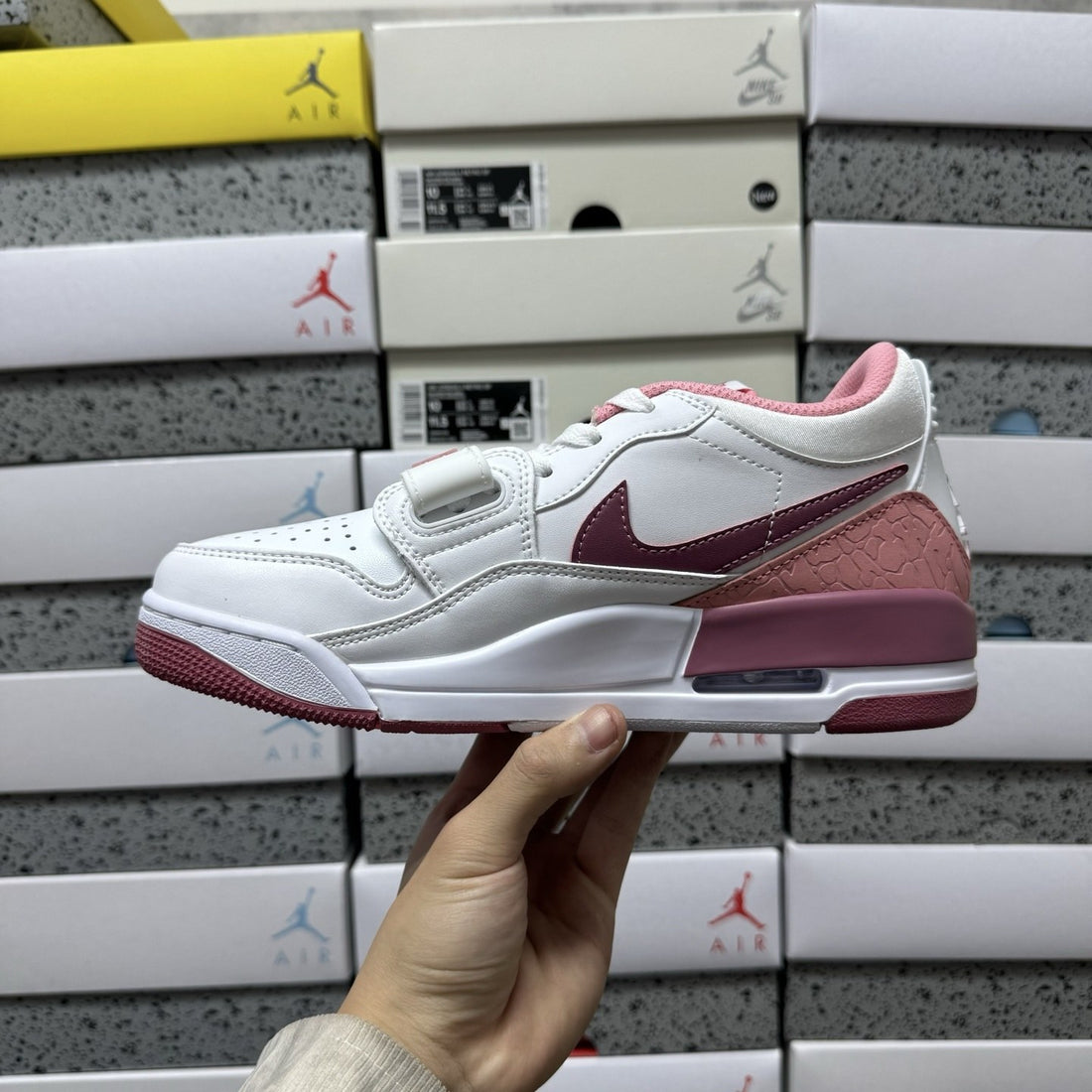 Jordan Legacy 312 Low White Pink Red