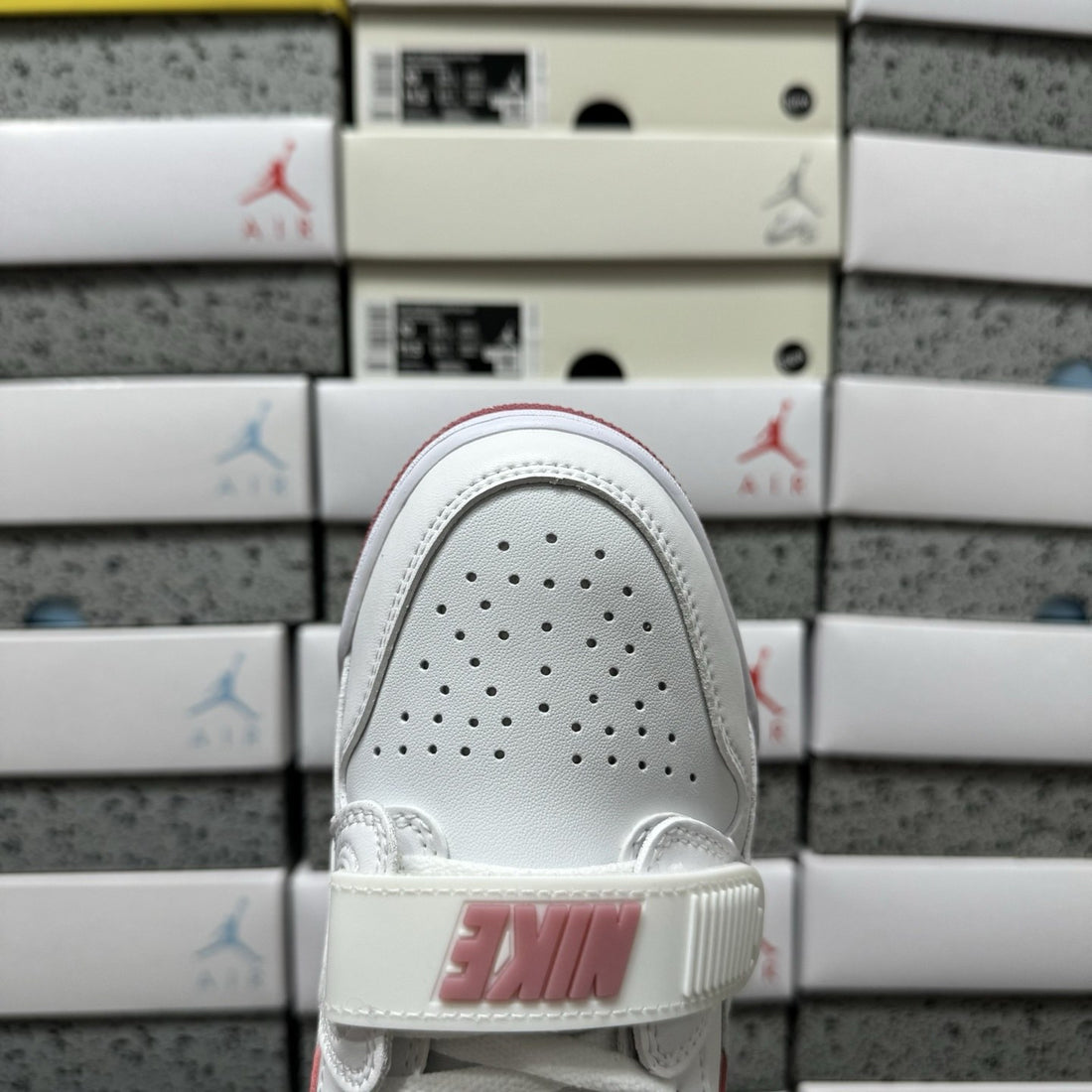 Jordan Legacy 312 Low White Pink Red