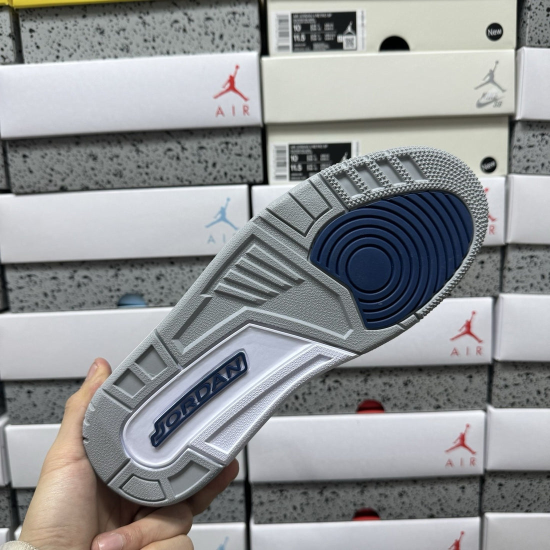 Jordan Legacy 312 Low White Royal Red