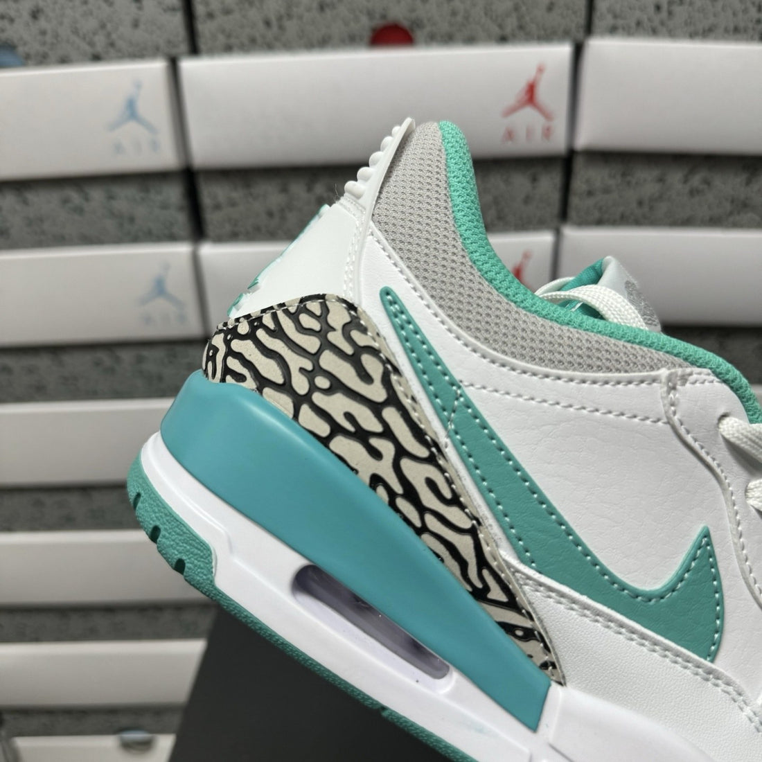 Jordan Legacy 312 Low White Turquoise