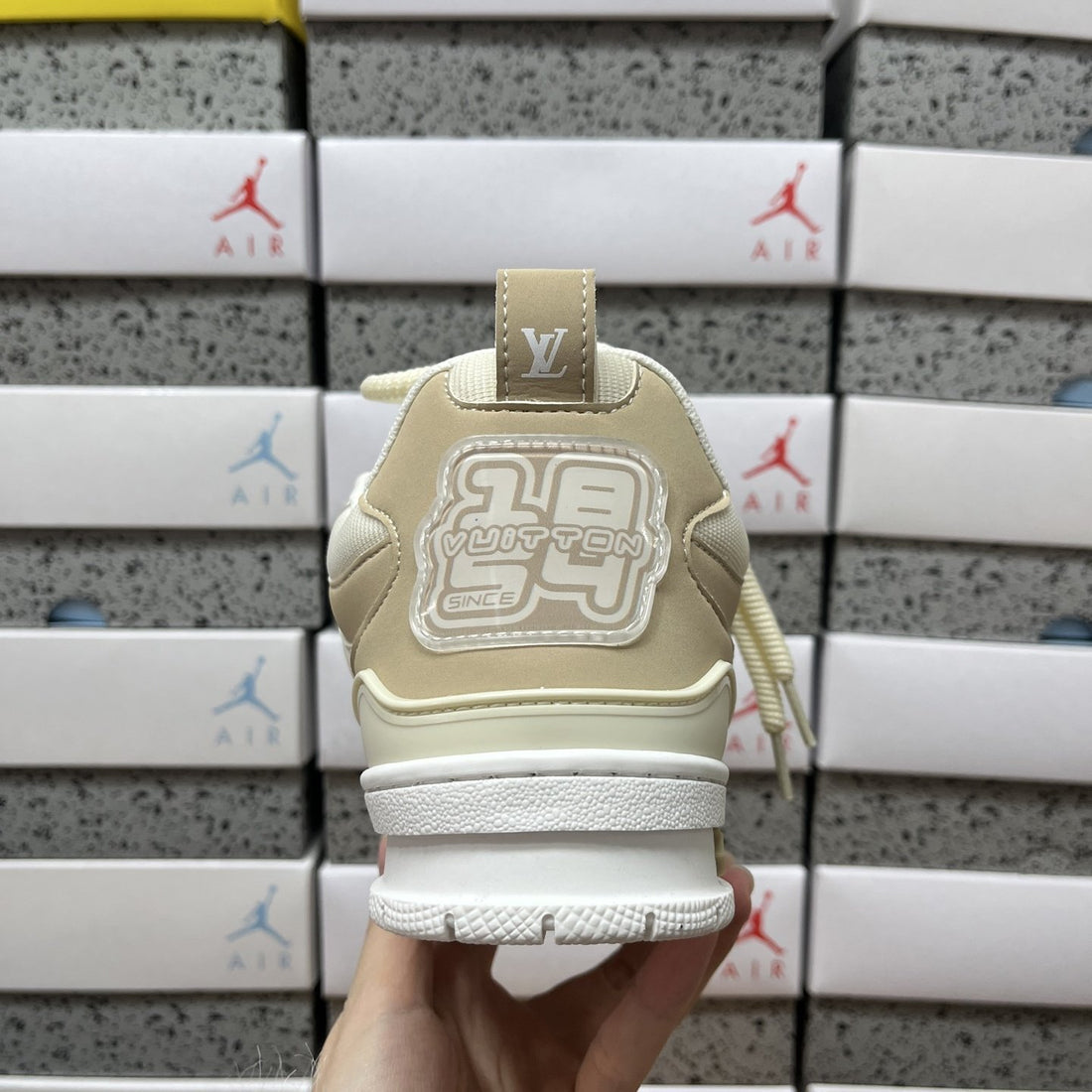 LV Skate Beige Cream