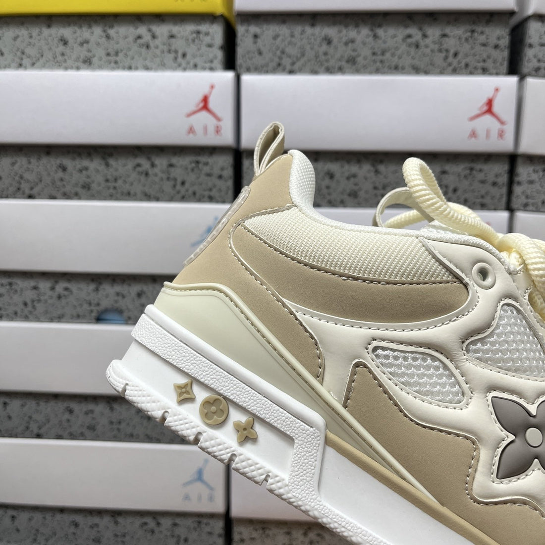 LV Skate Beige Cream