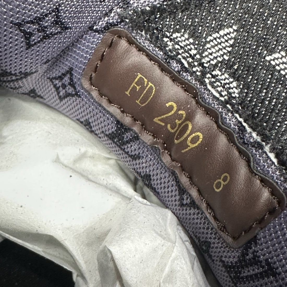 LV Skate Black Denim