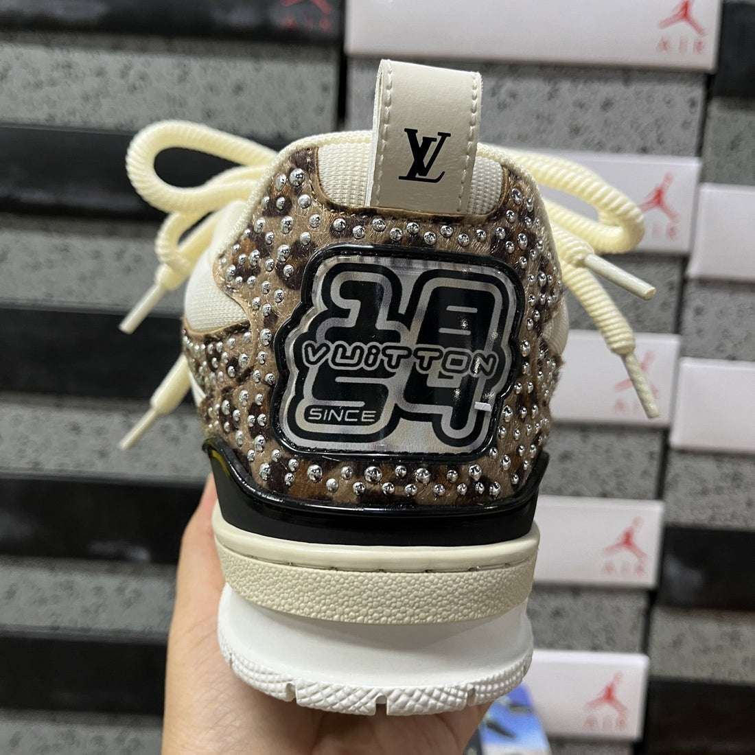 LV Skate Cream Monogram