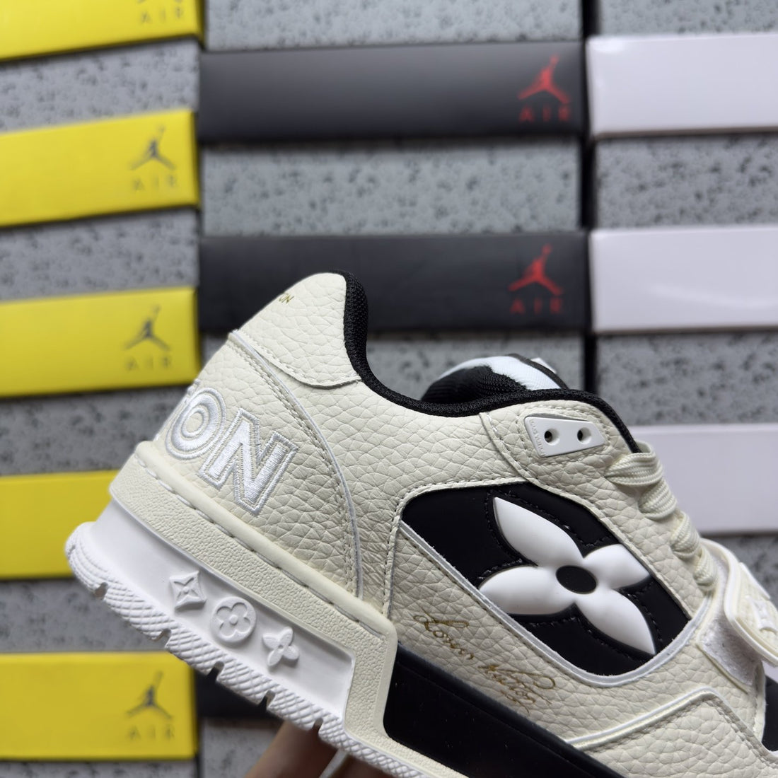 LV Trainer Beige Black Flower
