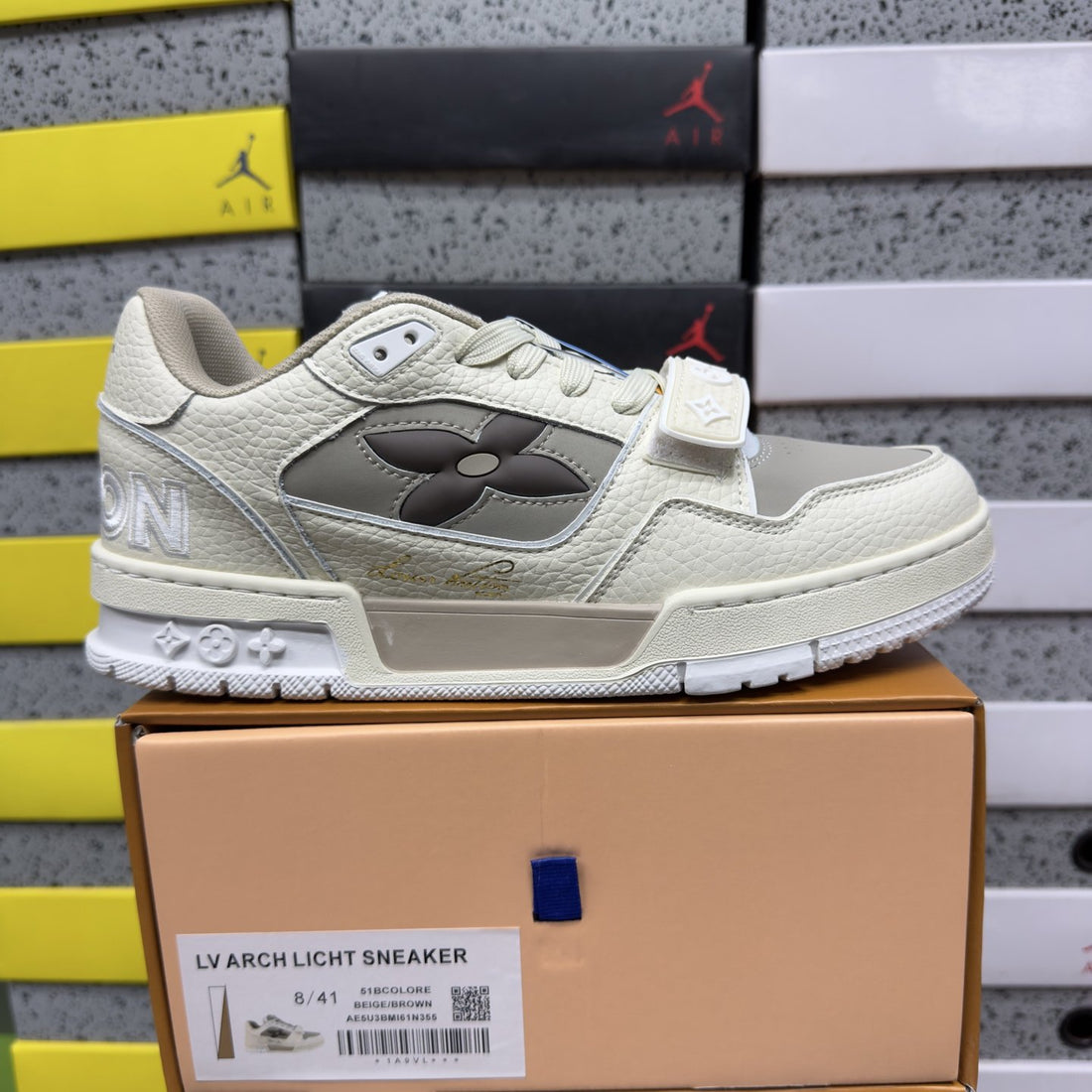 LV Trainer Beige Taupe Flower