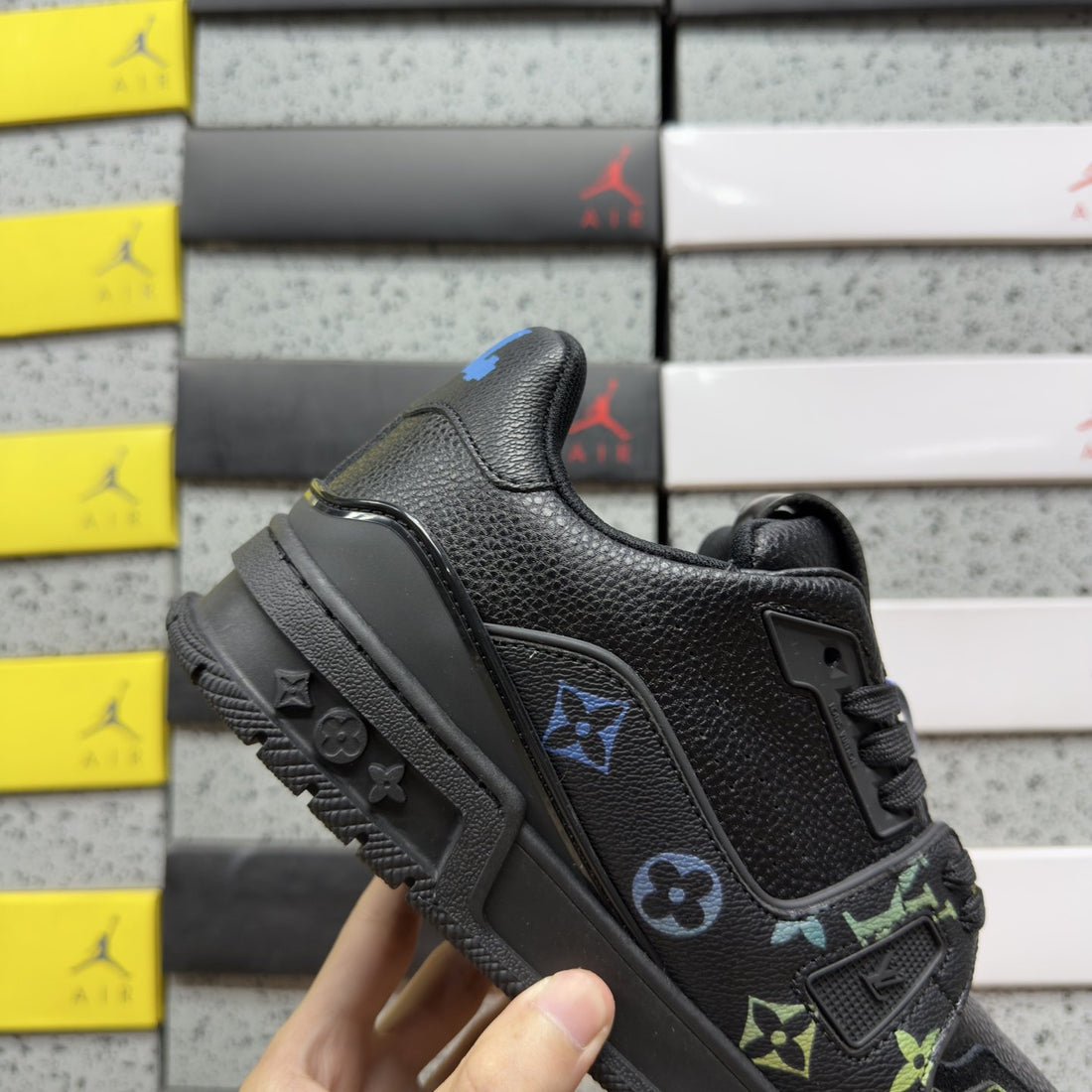 LV Trainer Black Multicolor
