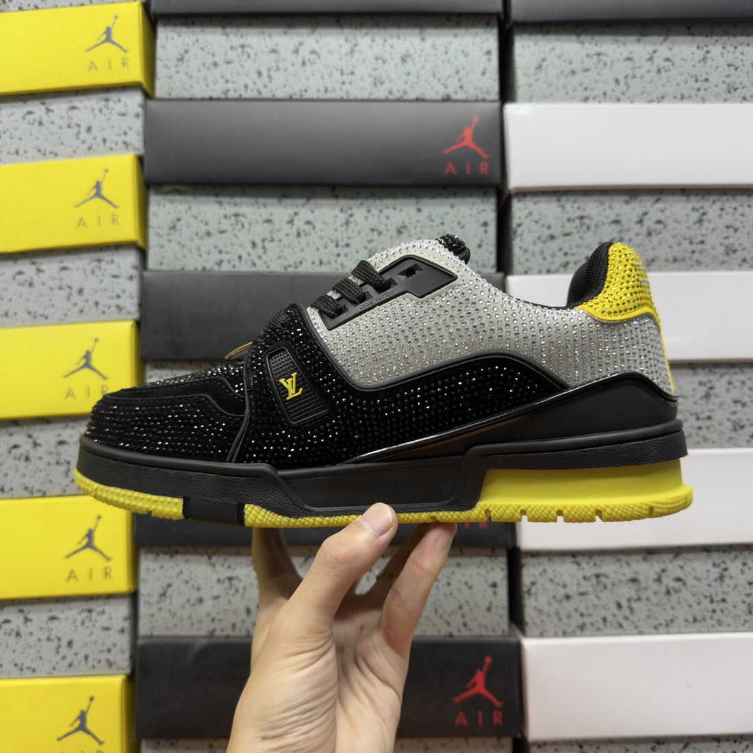 LV Trainer Black Yellow Strass