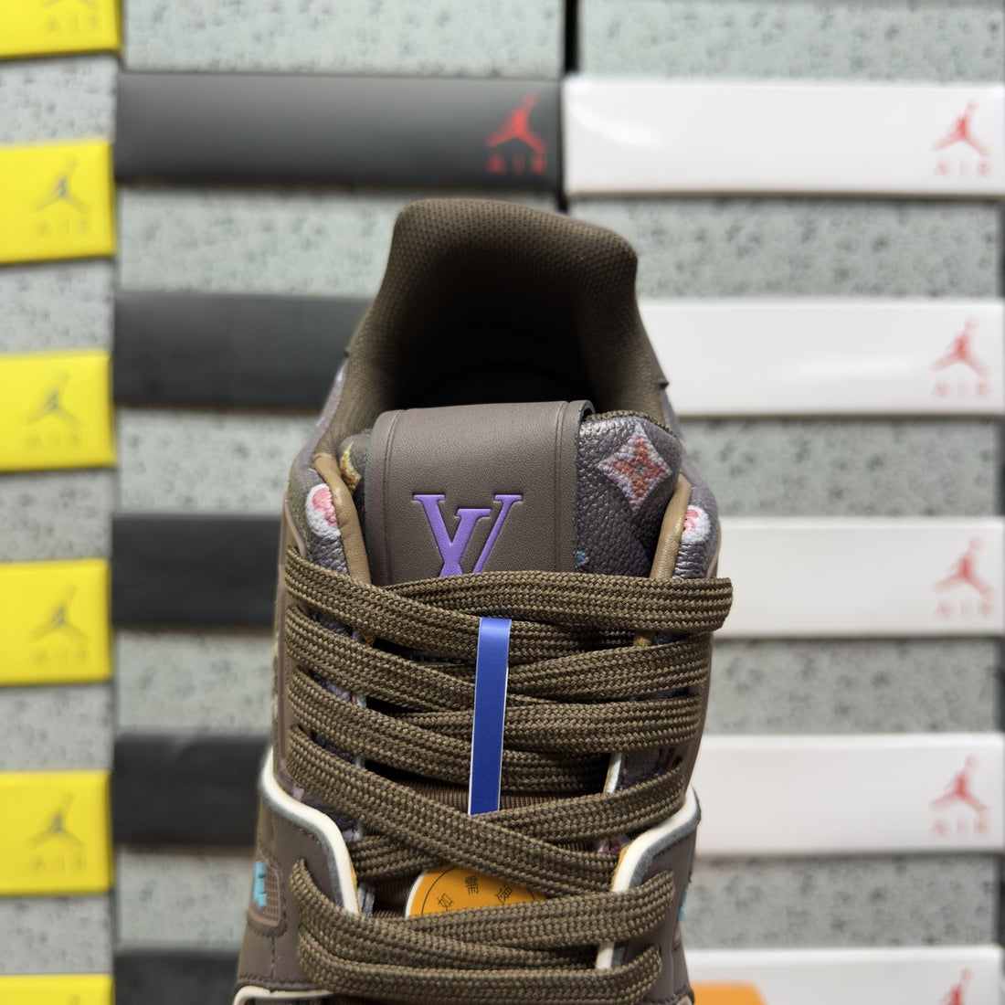 LV Trainer Brown Multicolor