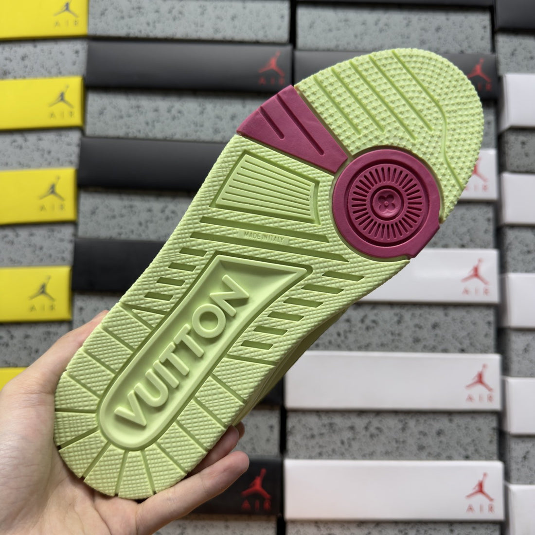 LV Trainer Lime Multicolor