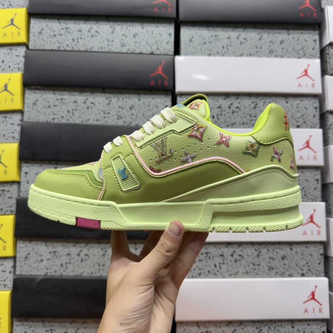 LV Trainer Lime Multicolor