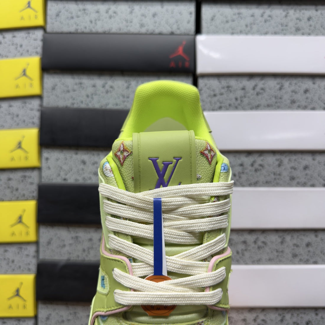 LV Trainer Lime Multicolor