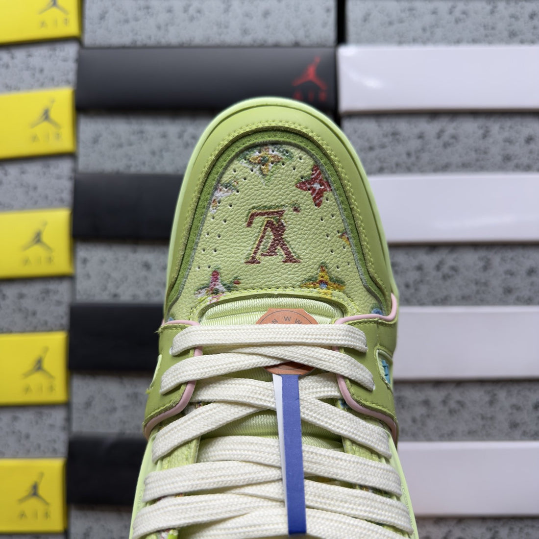 LV Trainer Lime Multicolor