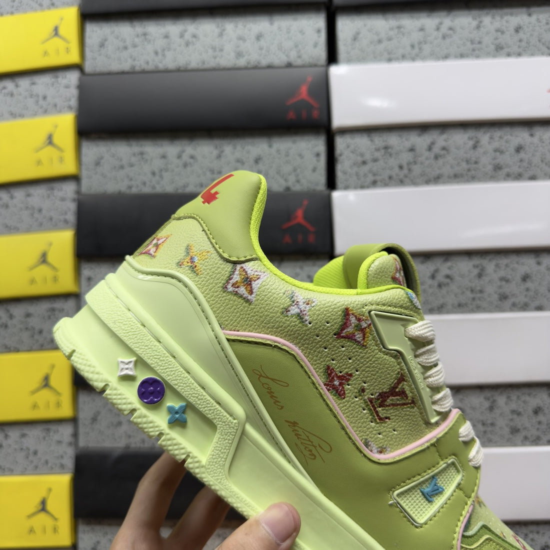 LV Trainer Lime Multicolor