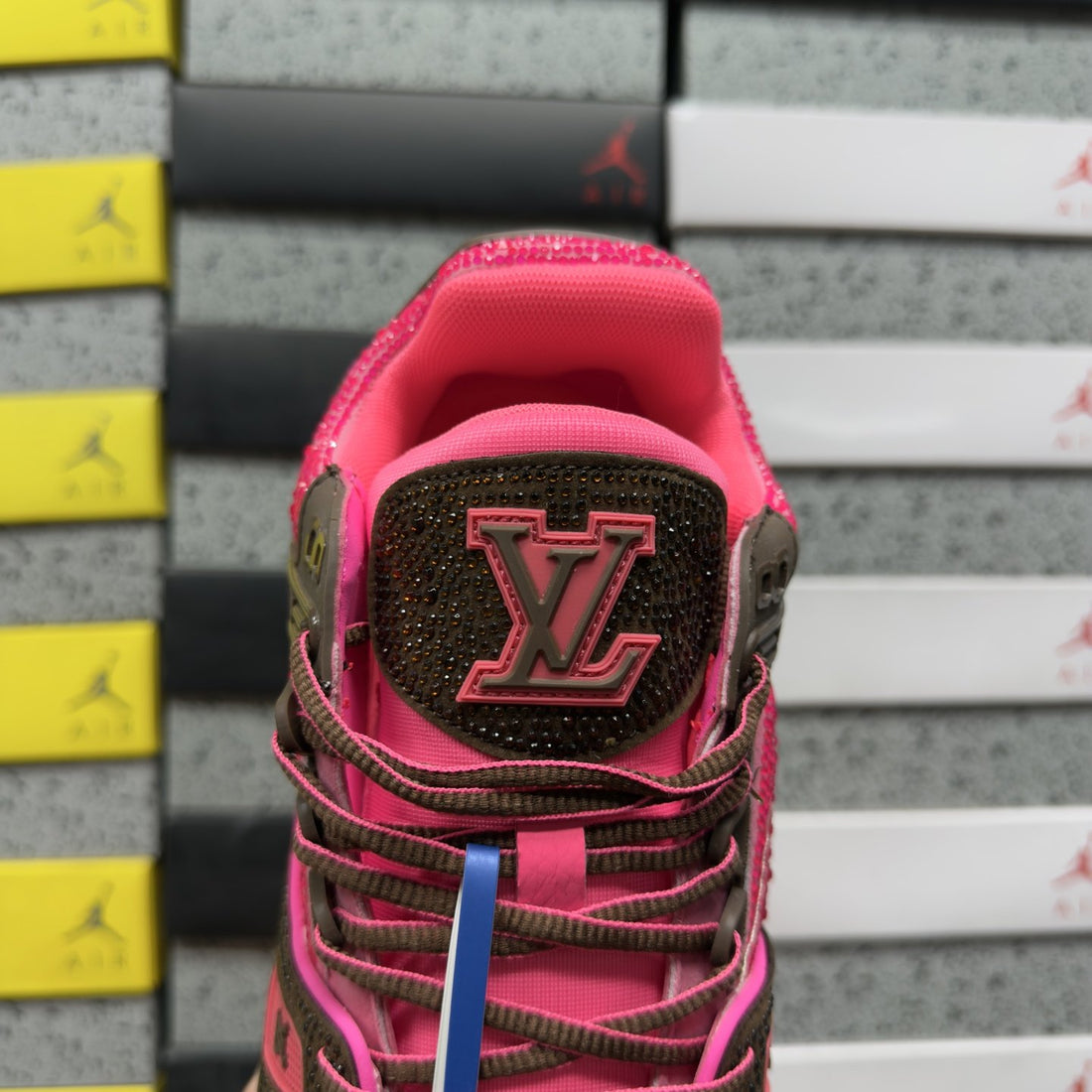 LV Trainer Pink Brown Strass