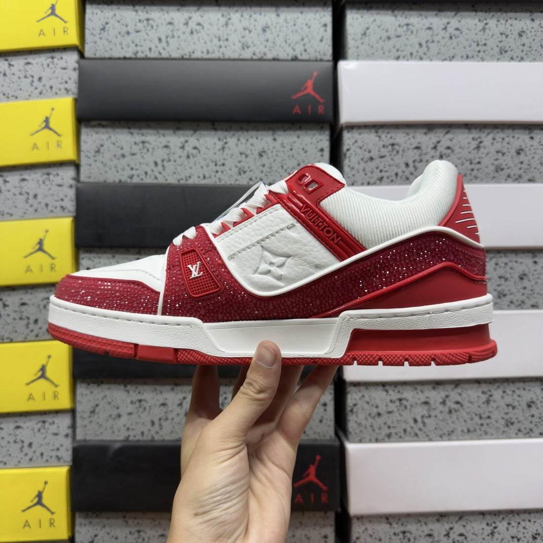 LV Trainer Red White Strass