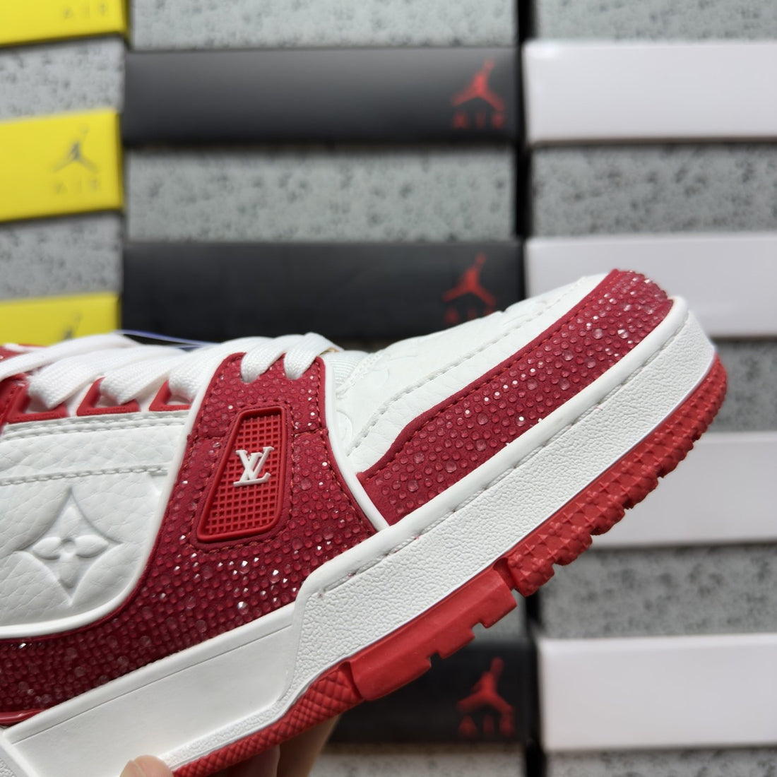 LV Trainer Red White Strass