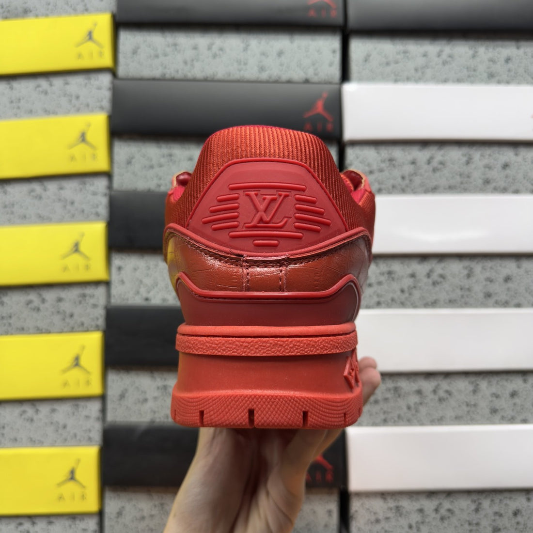 LV Trainer Triple Red